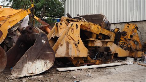 SCA's Repairable, Damaged, Salvage Industrial Equipment for 